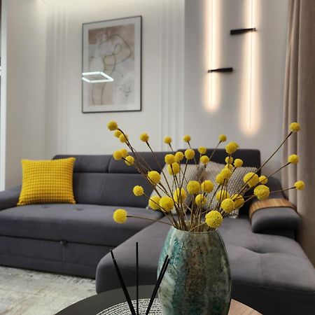 Luksusowy Apartament Bliska Wola Saba وارسو المظهر الخارجي الصورة